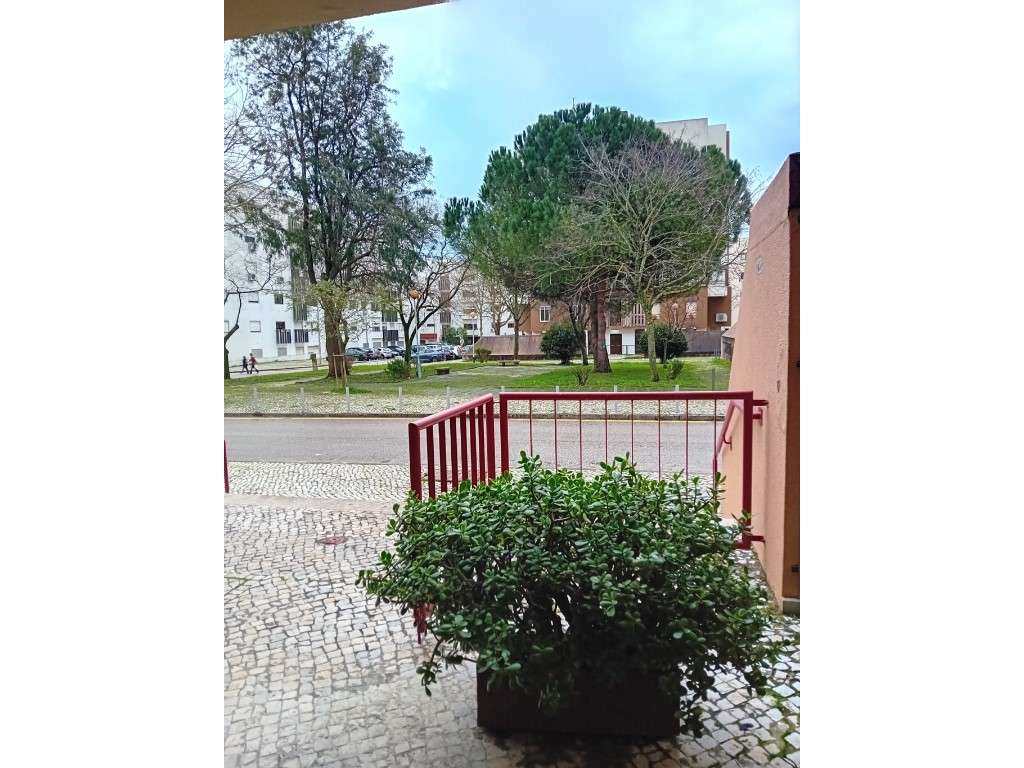 Apartamento T3 em Telheiras, Lumiar-16