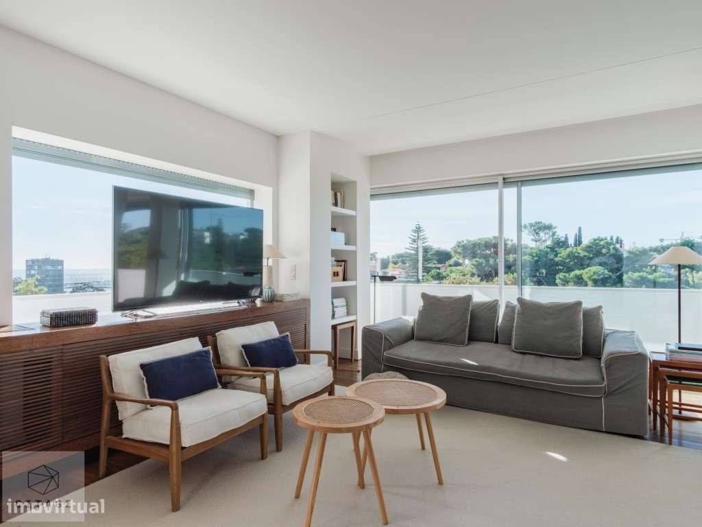 Moradia com vista mar no centro do Estoril-25