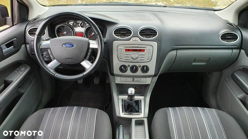 Ford Focus - 6