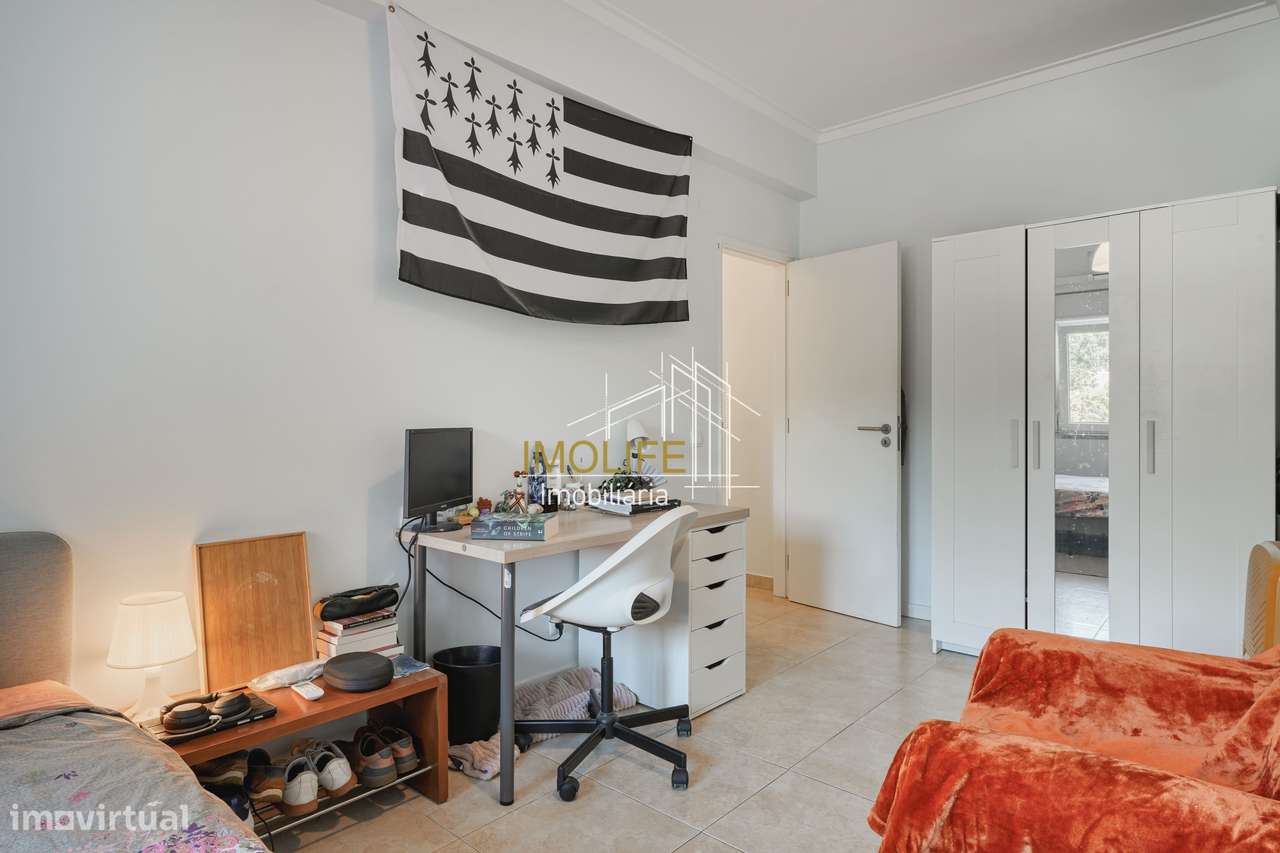 Apartamento T3 Remodelado na Rua Miguel Torga – Costa da Caparica-22
