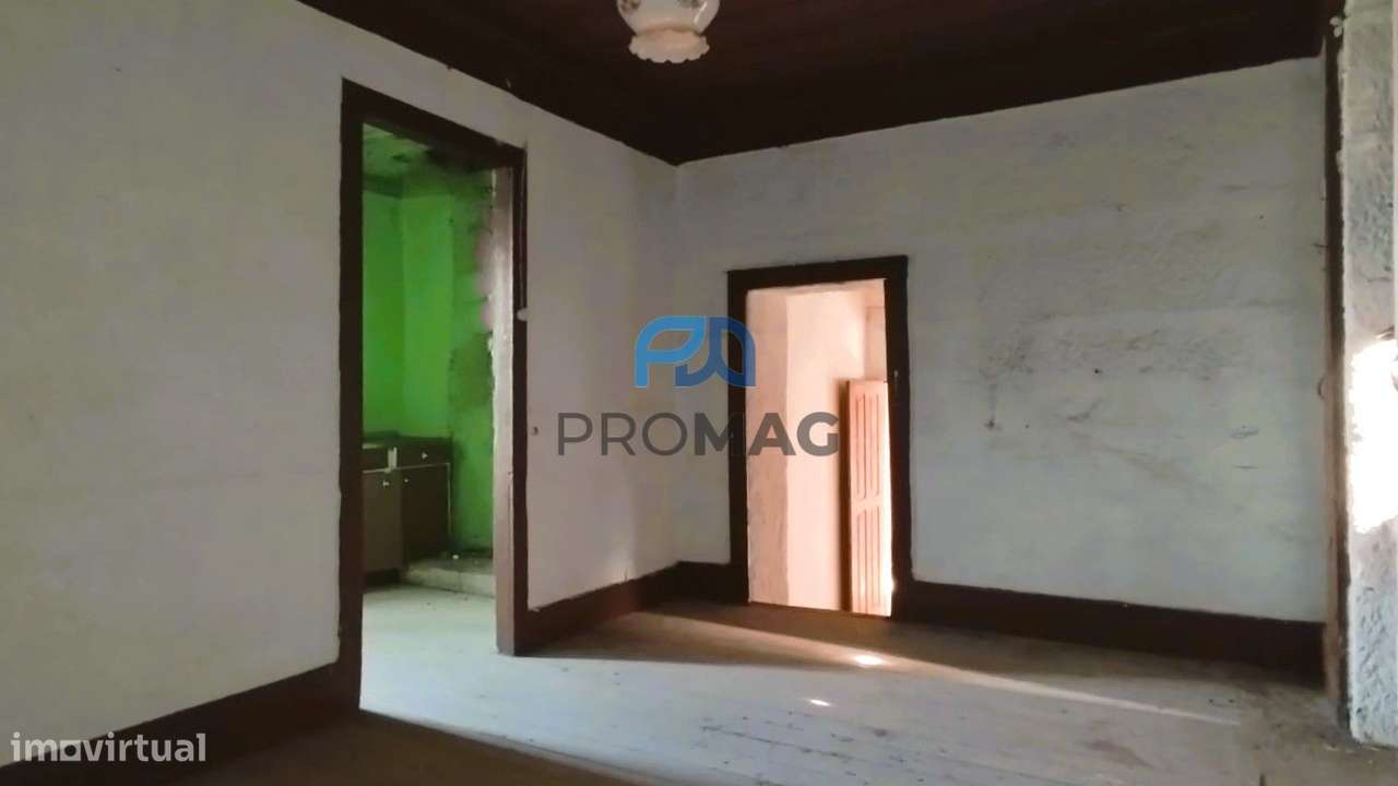 Moradia V3 para Recuperar em São Martinho de Mouros - Grande imagem: 4/26