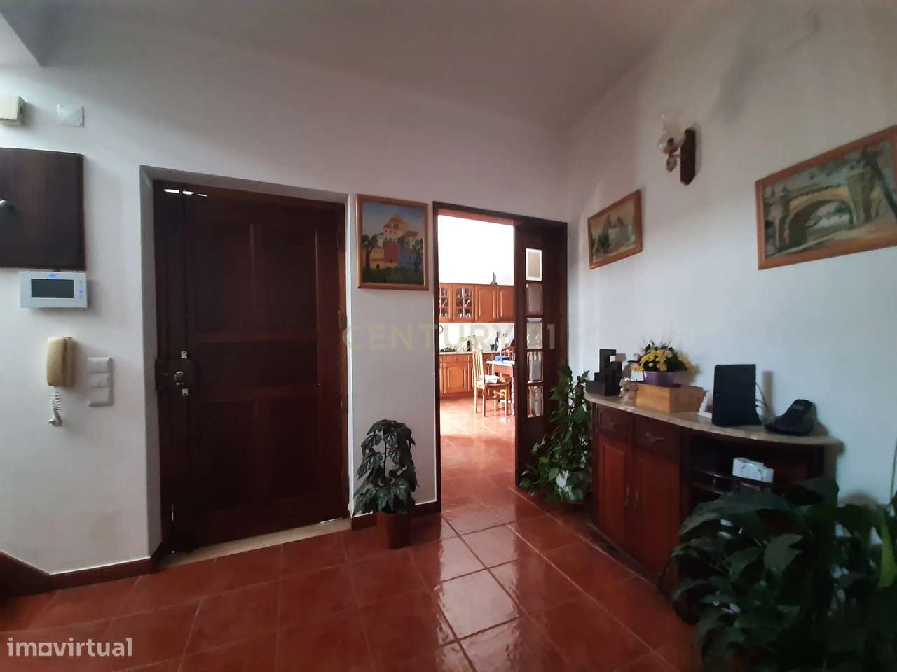 Espetacular Moradia T3 em Lousa com Garagem e Varandas-3