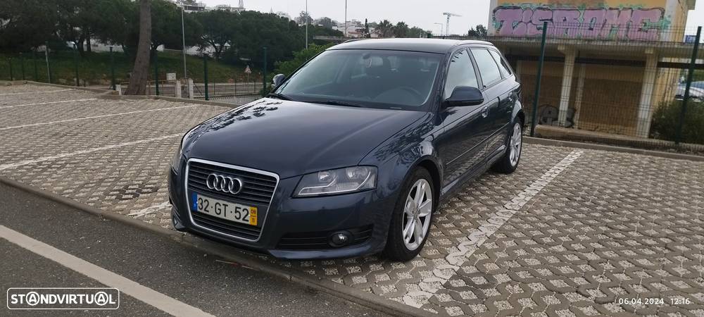 Audi A3 Sportback 2.0 TDi DSG - 2