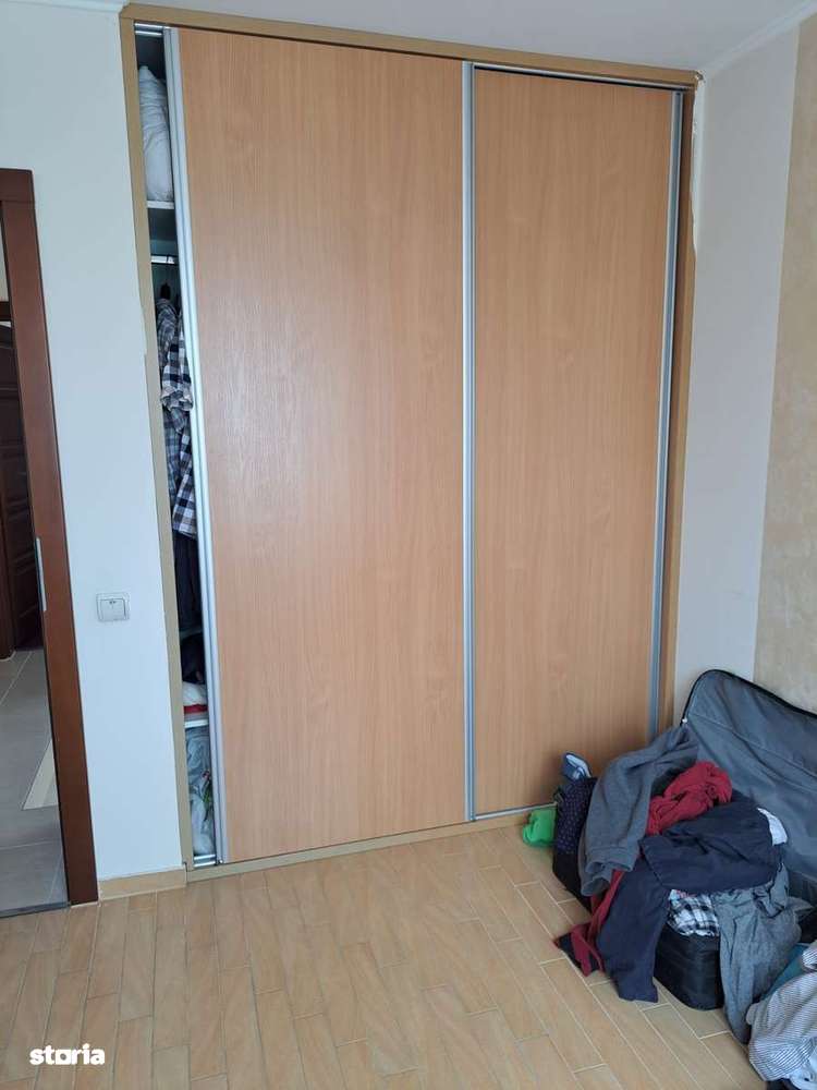 Casă P+E în cartierul Tineretului 3 camere, 2 băi, living, bucătărie-9