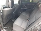 Toyota Avensis 1.8 Comfort - 10