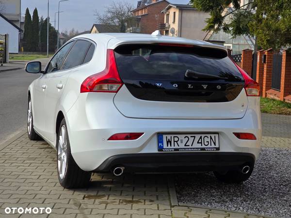 Volvo V40 D3 Inscription - 10