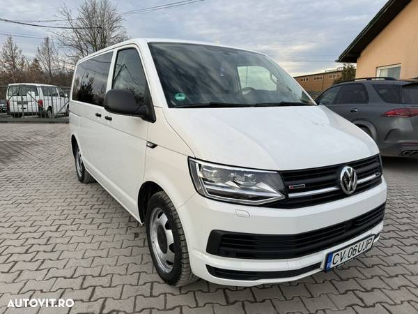 Volkswagen Multivan - 1