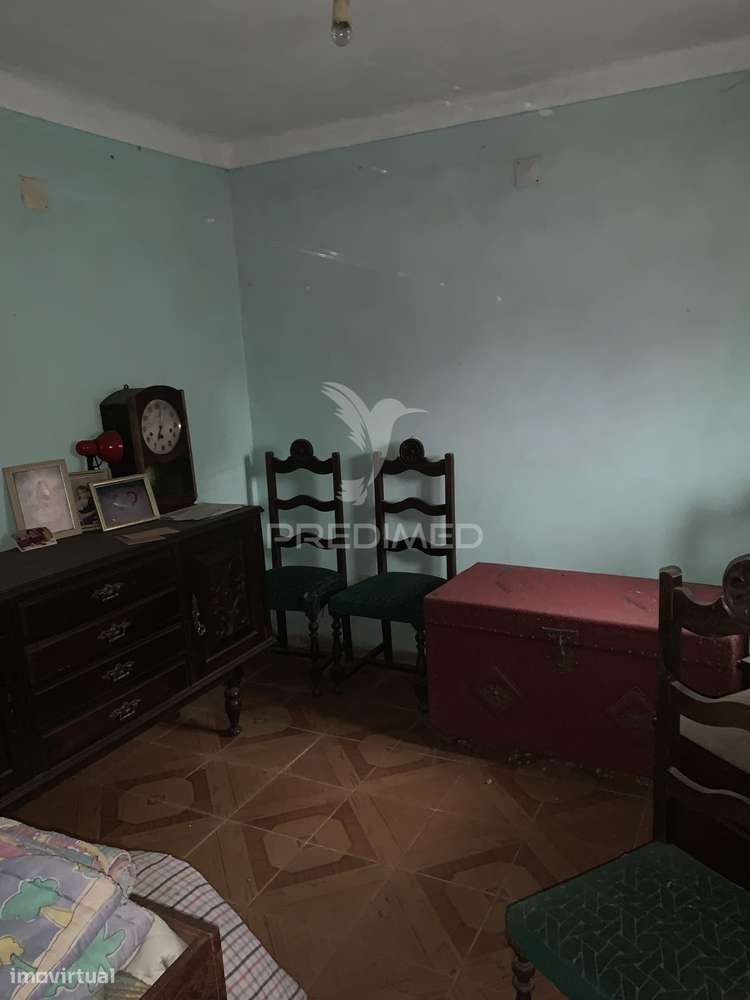 Casa Antiga - Recuperar ( Outeiro Maior ) - Grande imagem: 3/9