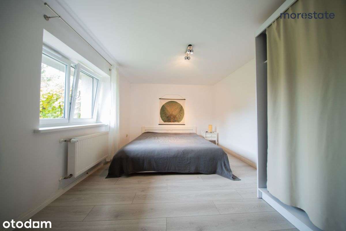 Dom wolnostojący z 3 niezależnymi mieszkaniami-6