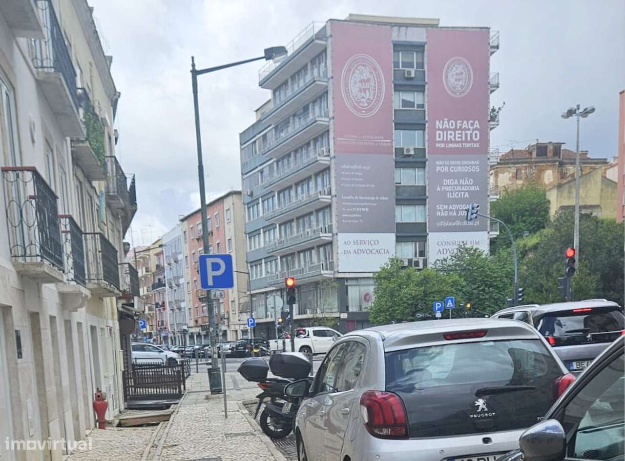 Loja 52,53m2 em Lisboa , 5% investimento - Grande imagem: 1/8