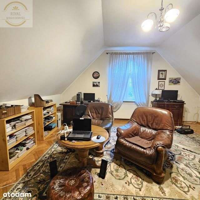 Dom wolnostojący z garażem dwustanowiskowym-11