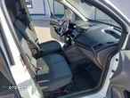 Ford Transit Connect - 19
