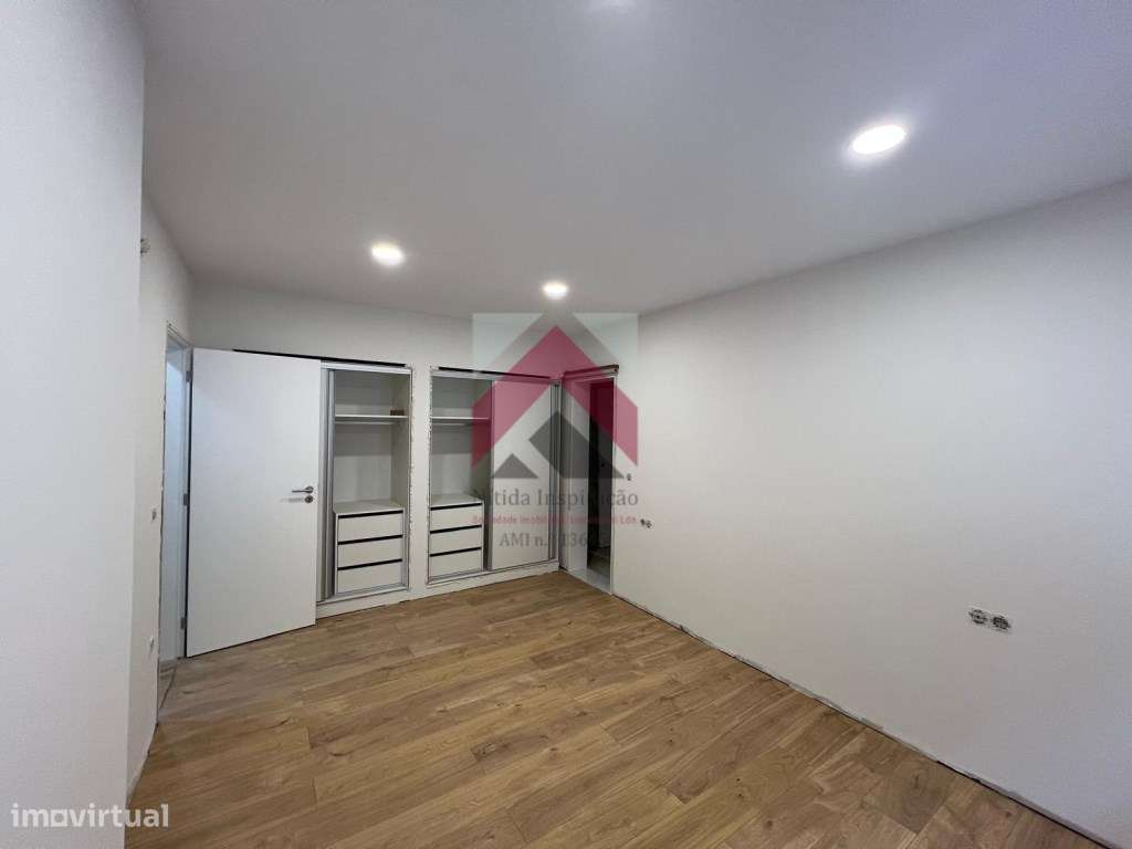 Andar Moradia T3 totalmente renovado no centro de Ílhavo-8
