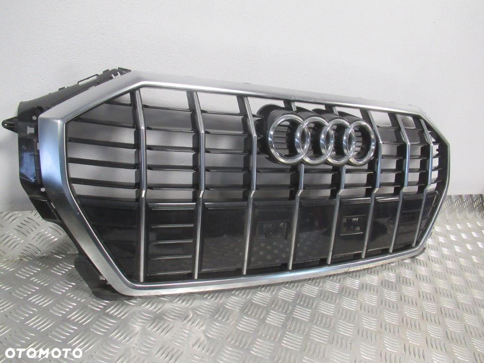 GRILL GRIL ATRAPA AUDI Q3 II 83A853651B 83A853651C 2018- - 7