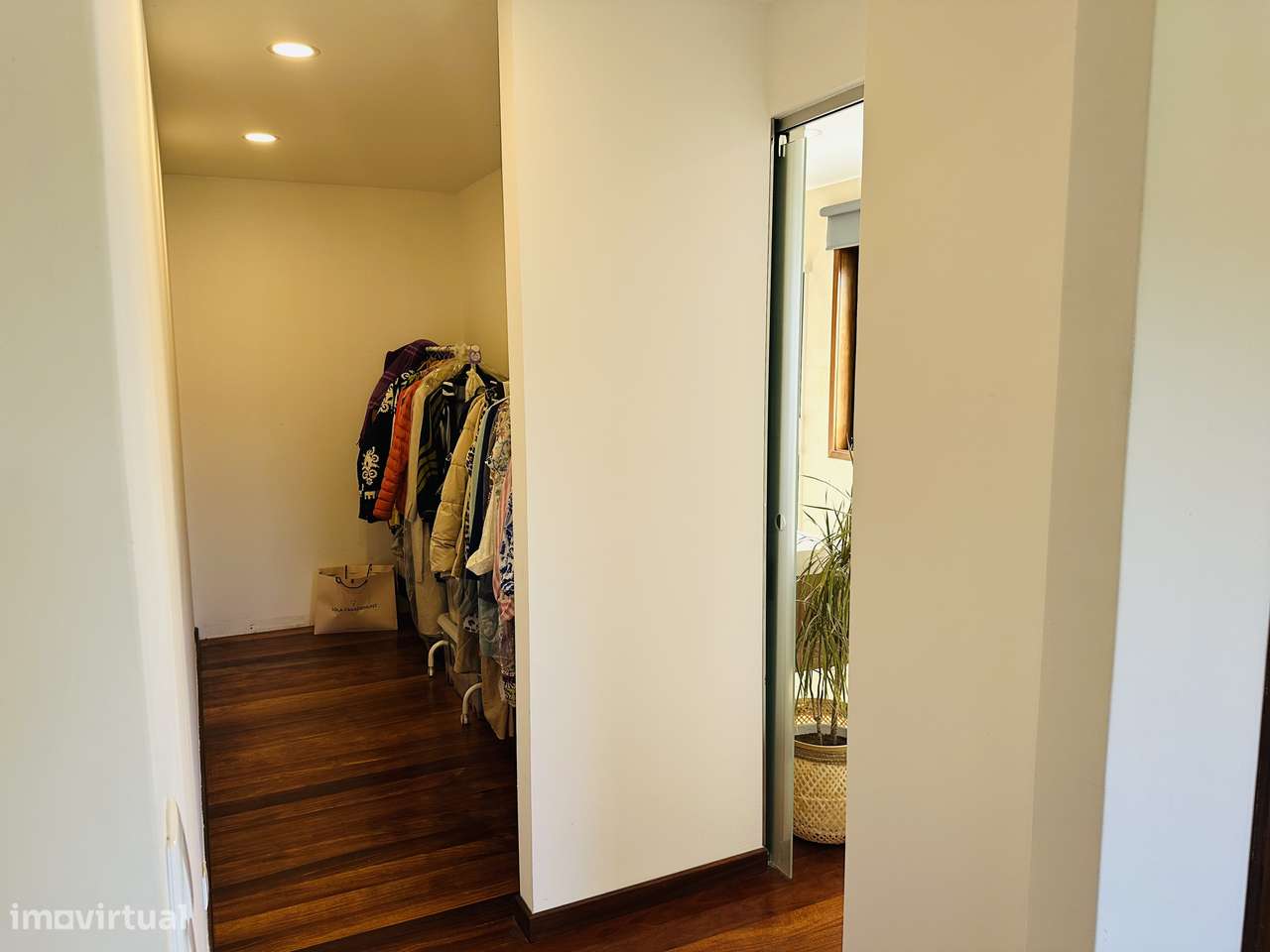 Moradia T4 de charme com grande jardim em zona tranquila-8