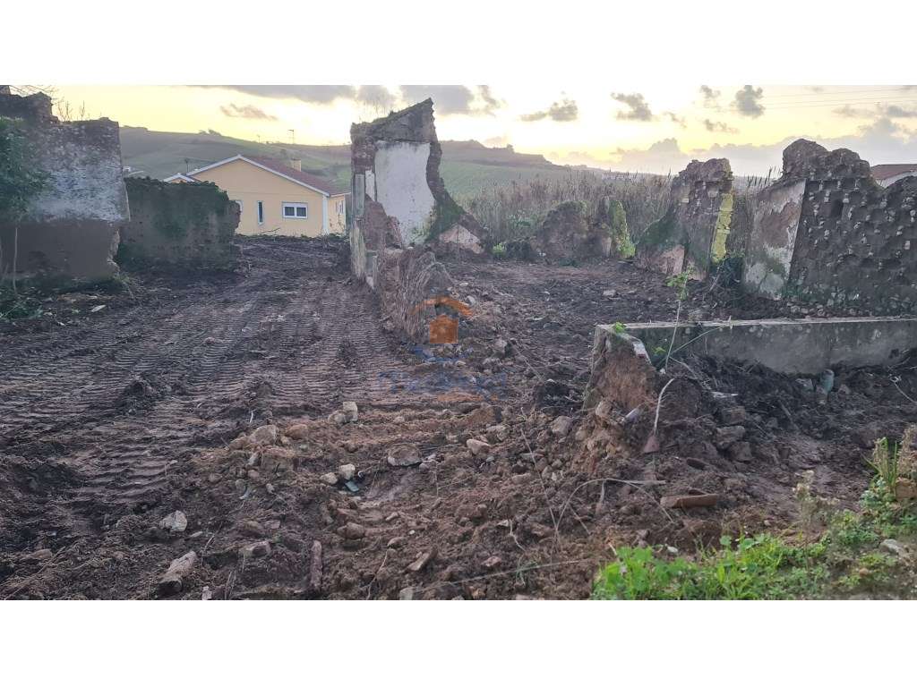 Ruína com 170 m2 em terreno com 500 m2 | Arneiros, Ventosa TVD - Grande imagem: 5/10