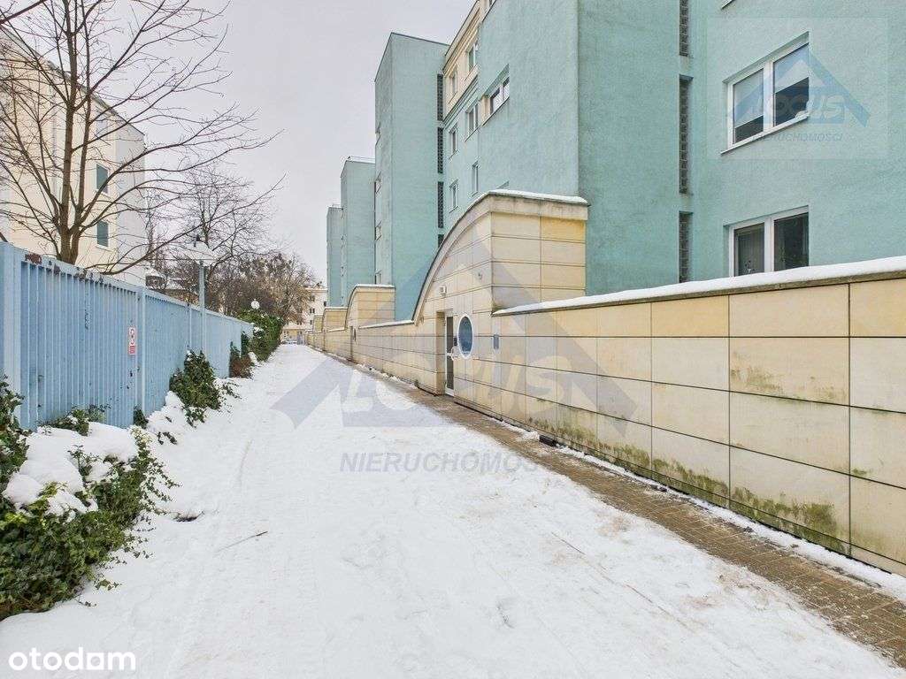 Sprzedam apartament- okolice ulicy Belwederskiej.-2