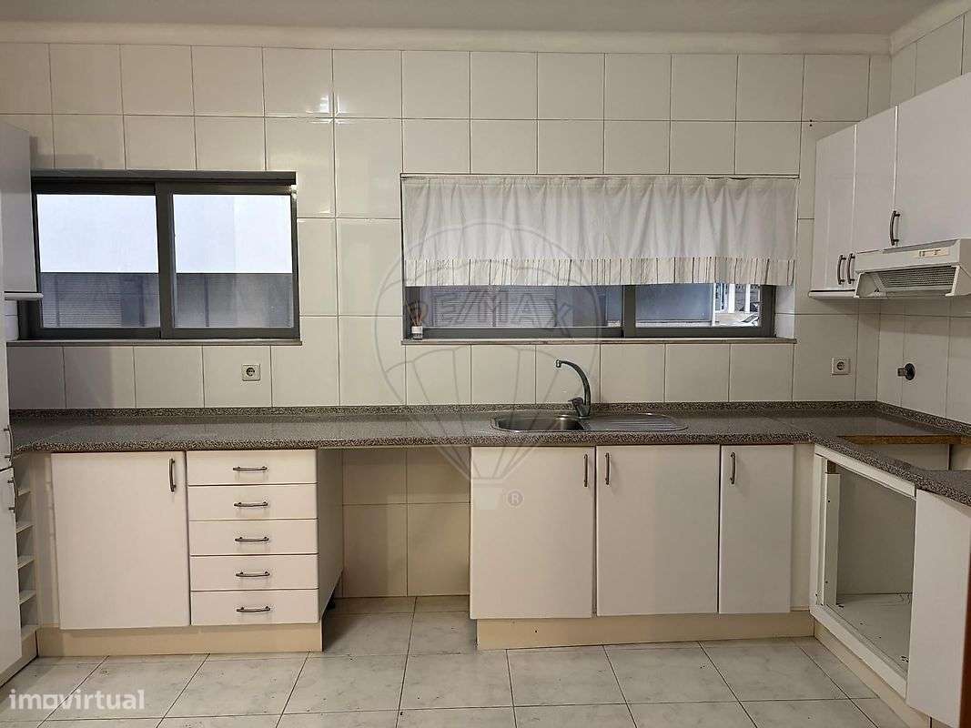 Apartamento T2 para arrendamento - Grande imagem: 5/14