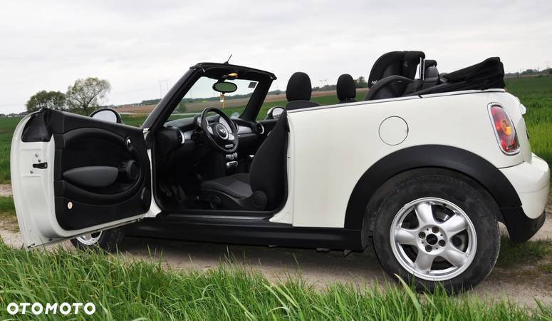 MINI Cooper Cabrio - 23