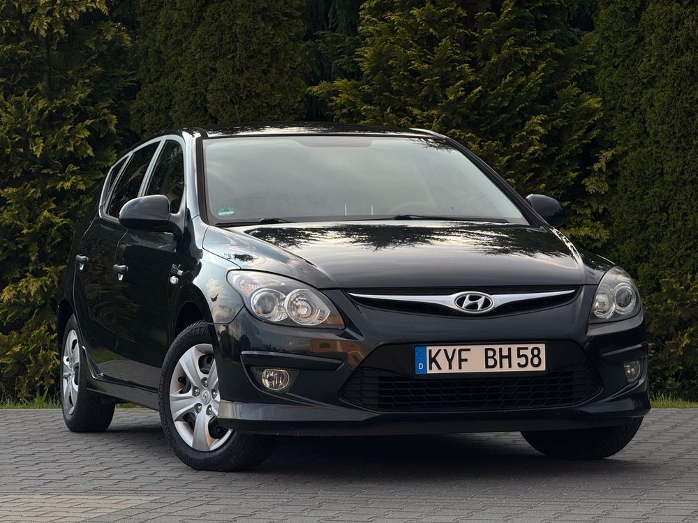 Hyundai i30 I i30cw 1.6 CRDi Edition Plus 2011