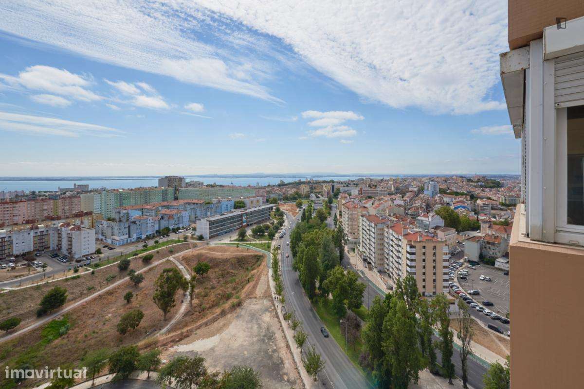 Quarto - localizado em Olaias Lisbon - Grande imagem: 4/10