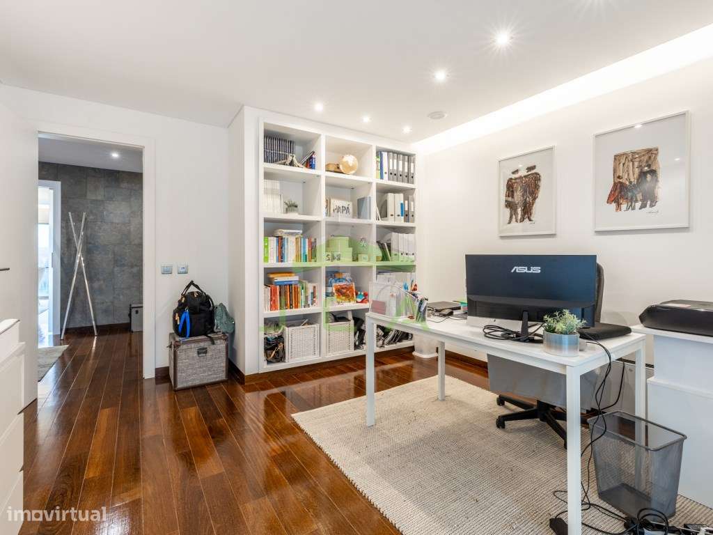 Moradia V4 isolada a 3min de Leiria-25