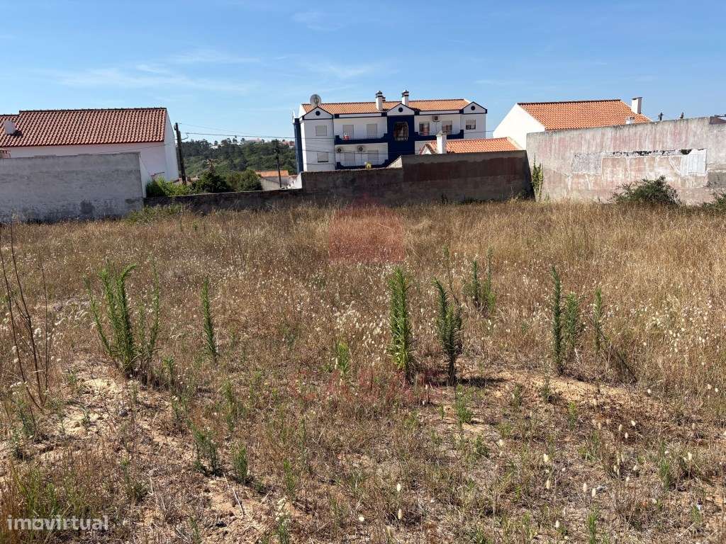 Lote Urbano para Construção de Moradia - Excelente Localização na C...-4