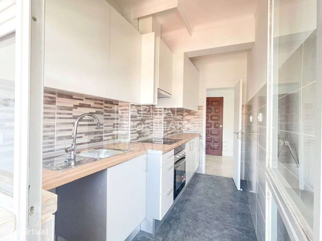 Apartamento T3 totalmente renovado em Setúbal-2