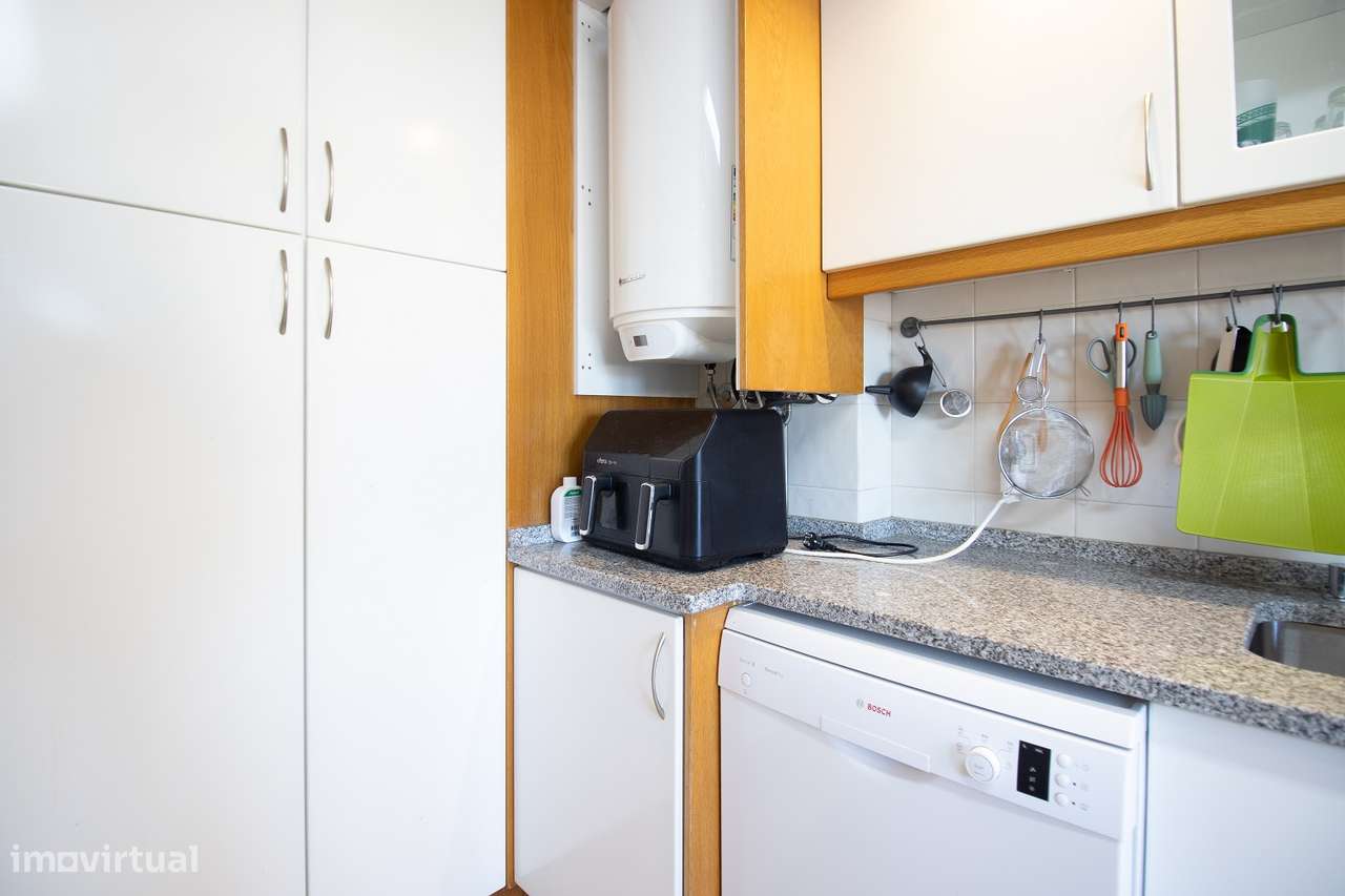 Apartamento T2 com garagem em Nova Carnaxide - Grande imagem: 5/32