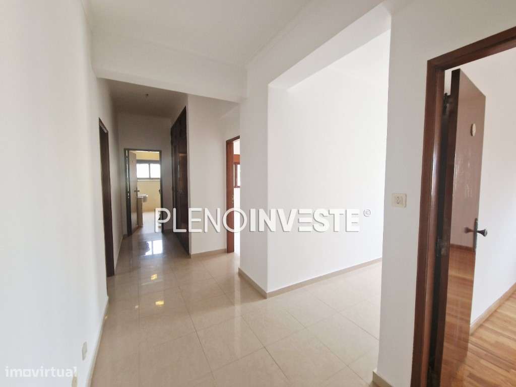 Moradia V3 com Garagem em Vale Milhaços-28