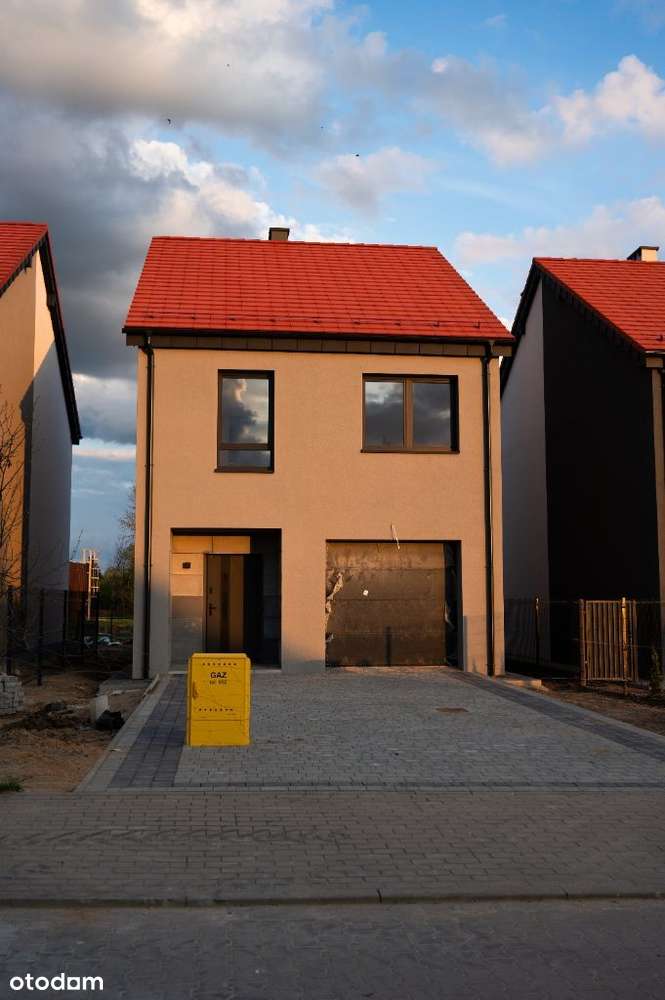 Dom w Tomaszkowie stan deweloperski-6