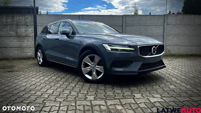 Volvo V60 Cross Country B4 D AWD - 1