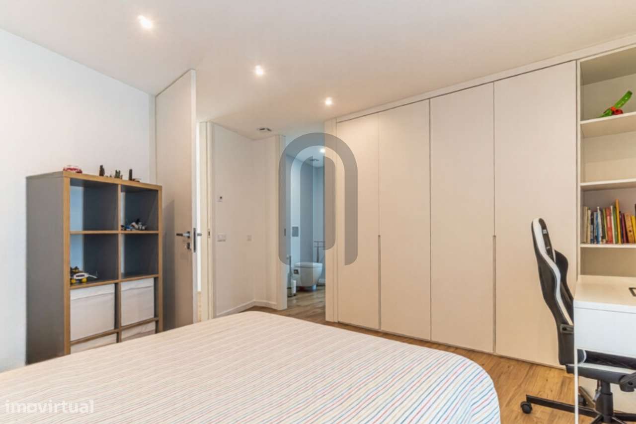 Moradia Térrea T4 independente na Maia-18