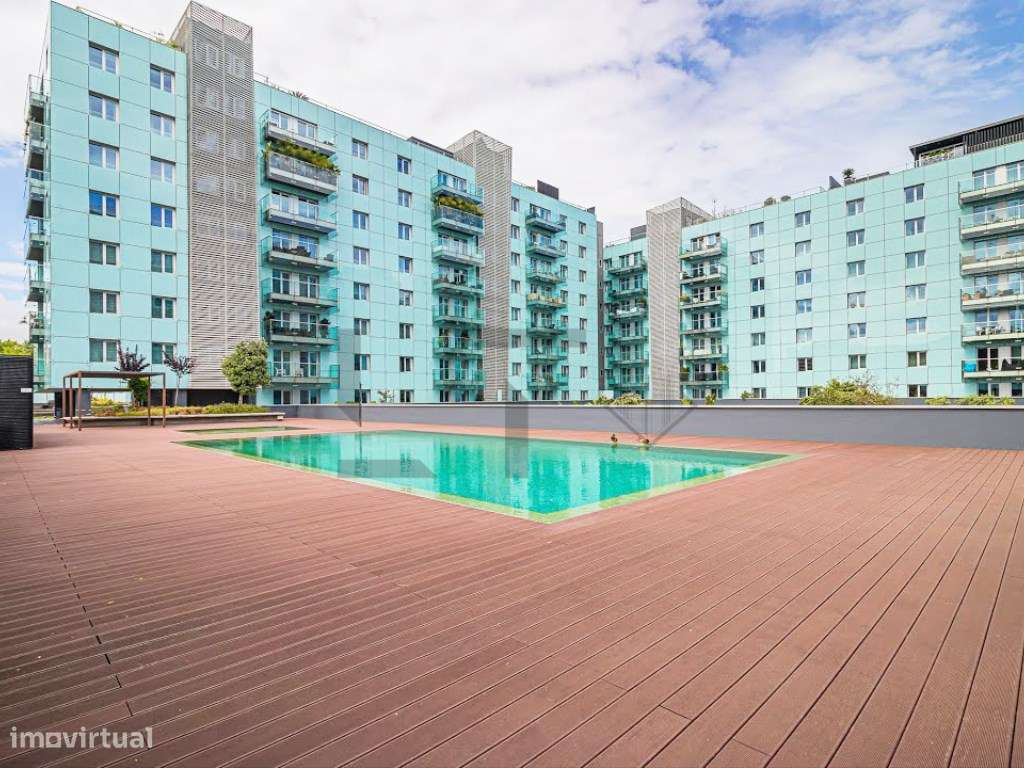 Apartamento T5 1 De Luxo Para Venda No Condominio Jardins De Sao Lo