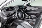 Peugeot 3008 1.6 Hybrid4 GT e-EAT8 - 14