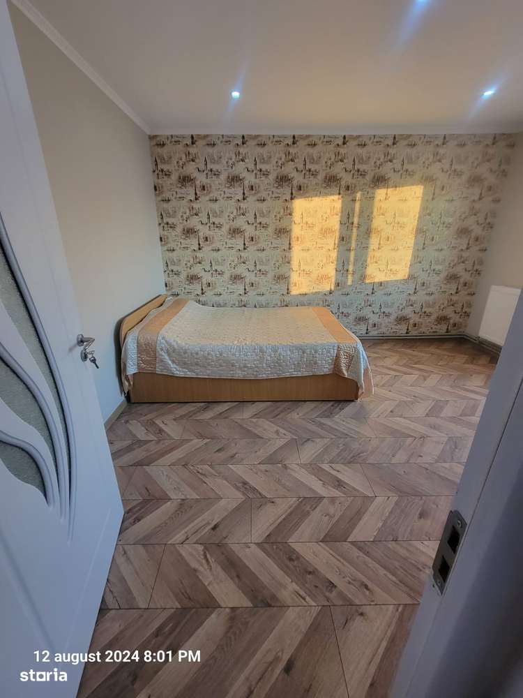 Vanzare  apartament 2 camere mobilat/utilat - zona Micro 3 - Imagine principală: 5/20