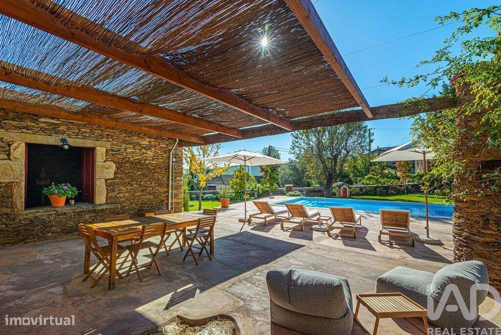 Casa / Villa T5 em Avantos e Romeu de 300,00 m2 - Grande imagem: 2/29