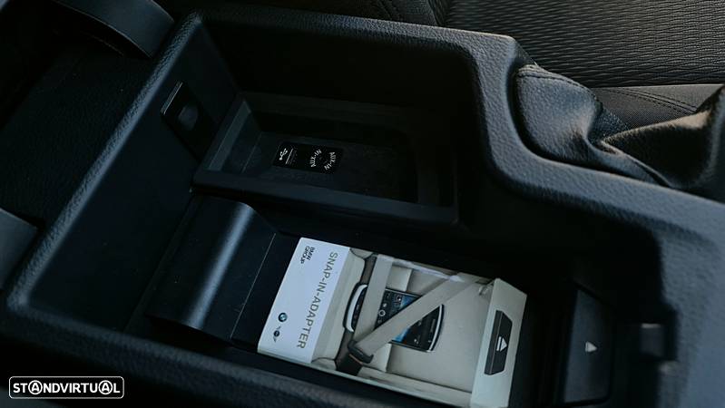 BMW 318 d DPF Touring Aut. Edition Lifestyle - 14