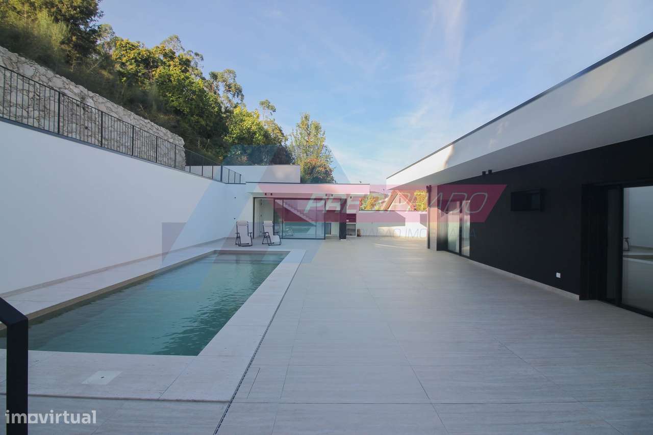 Fantástica Moradia T4 com piscina em Nevogilde, Vila Verde! - Grande imagem: 4/22