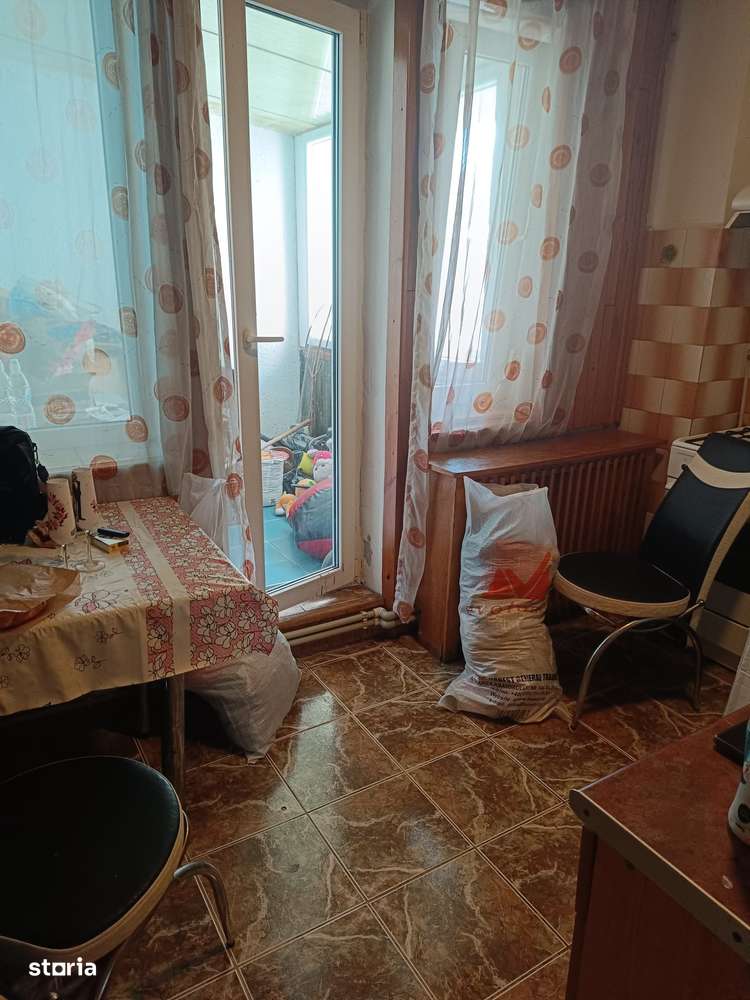 Apartament 3 camere Piata Morii , et 4-6