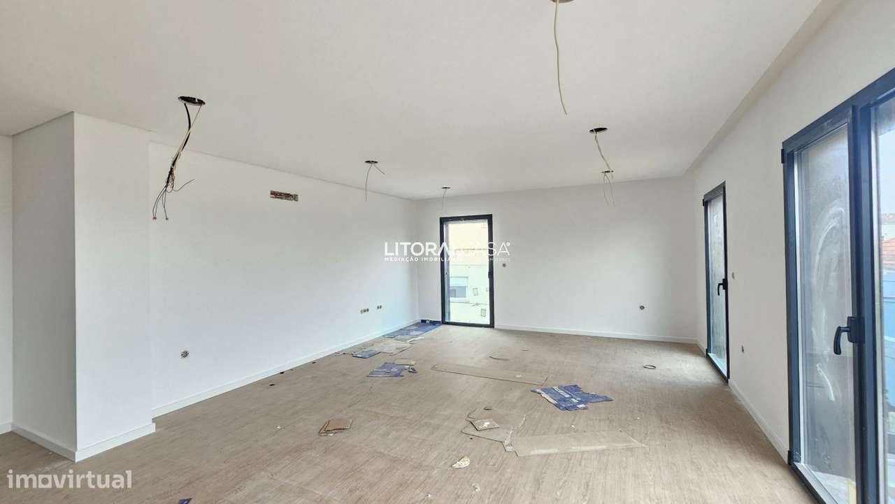 Apartamento | T2 | Duplex | Garagem fechada - Grande imagem: 4/24