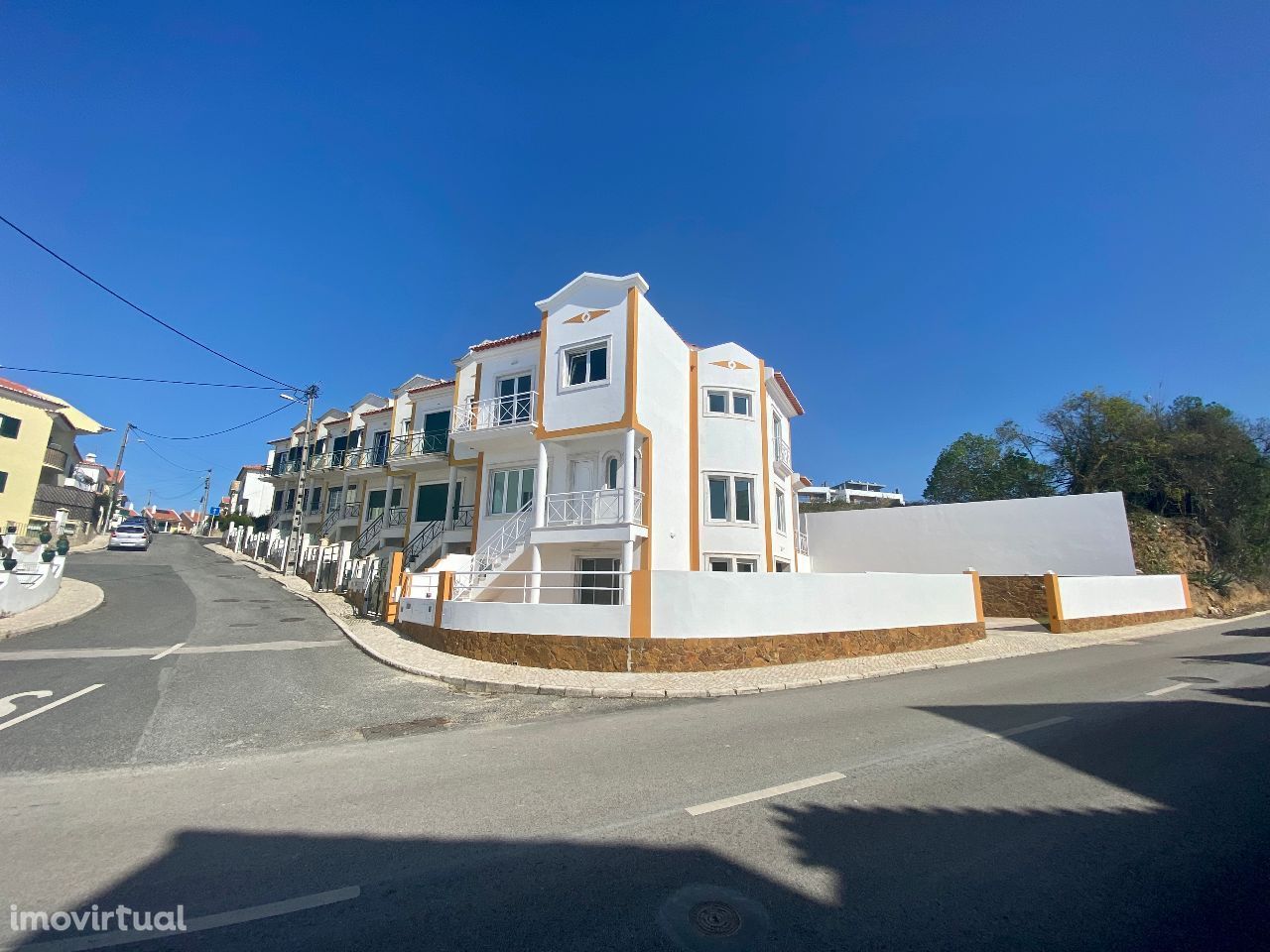 Ericeira - Moradia V3+1 Renovada