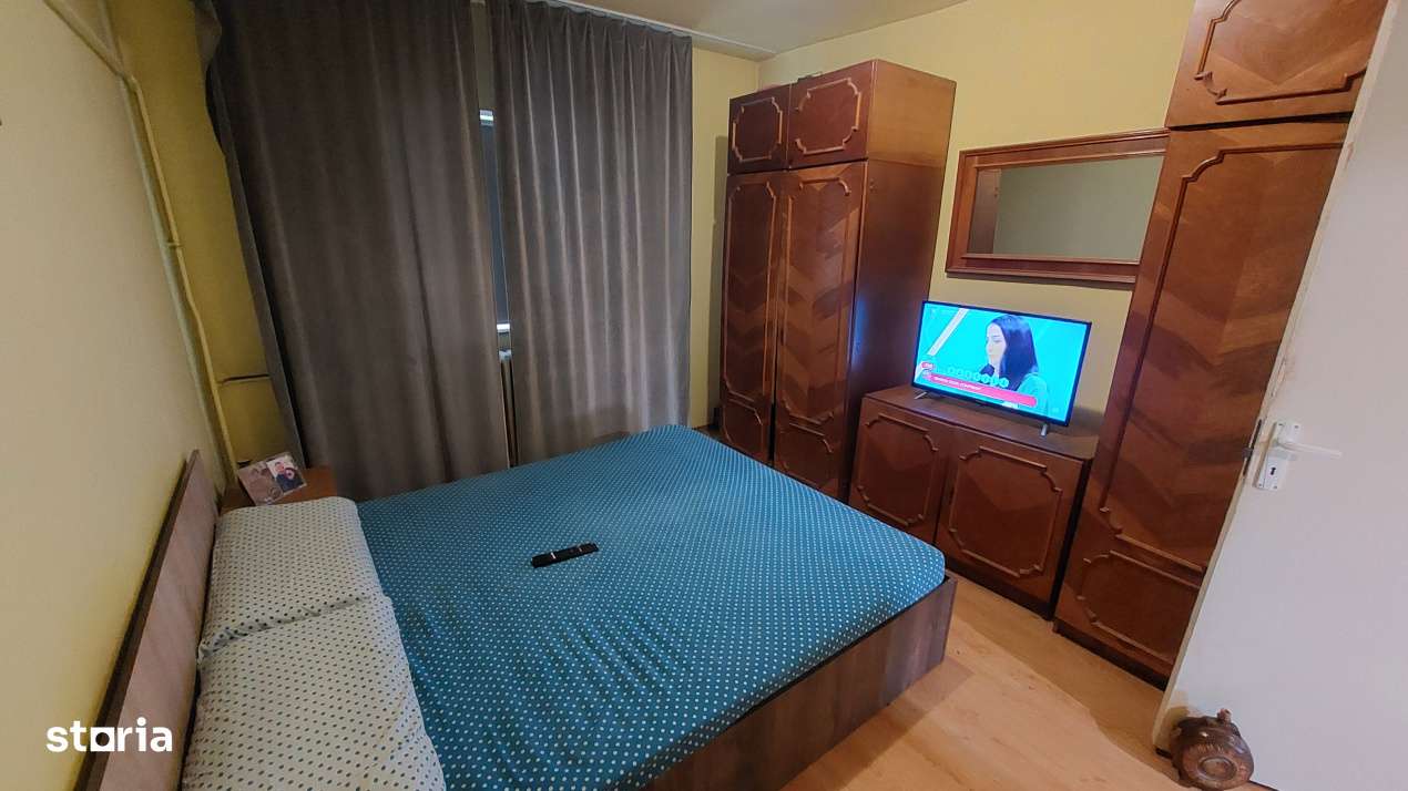 Apartament 3 camere decomandat, etajul 4, Craiovita zona Lidl - Imagine principală: 2/8
