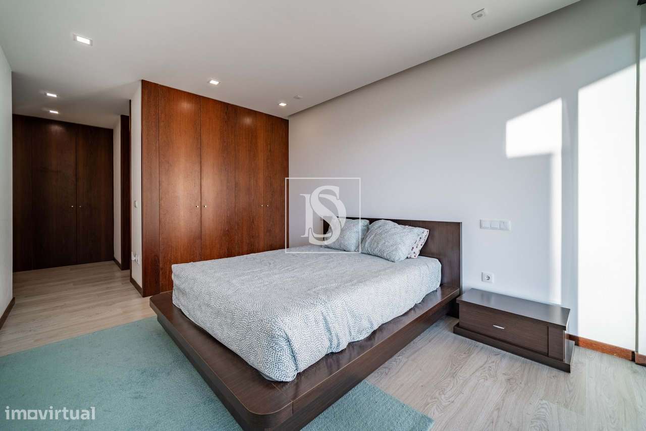 Moradia Individual T3, com jardim e vistas desafogadas-8