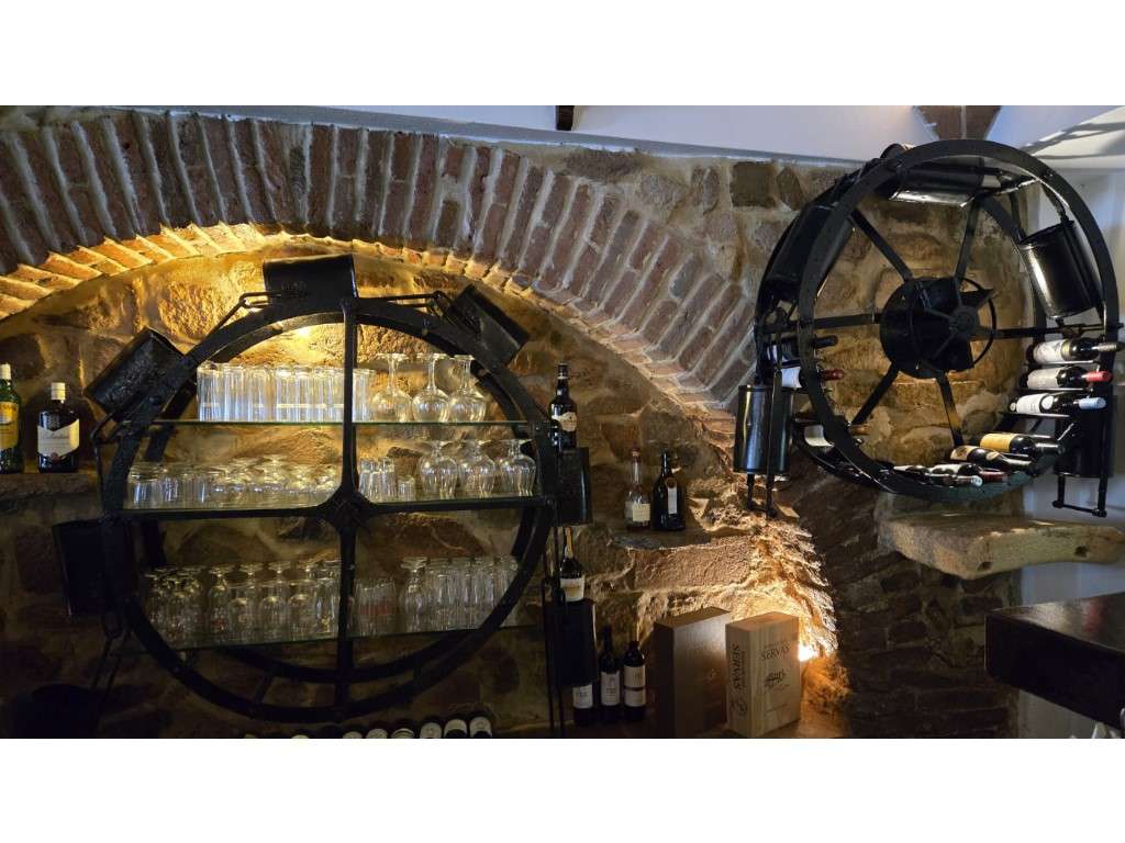 Moradia T3, com Restaurante no R/C, muito perto de Évora - Grande imagem: 4/26