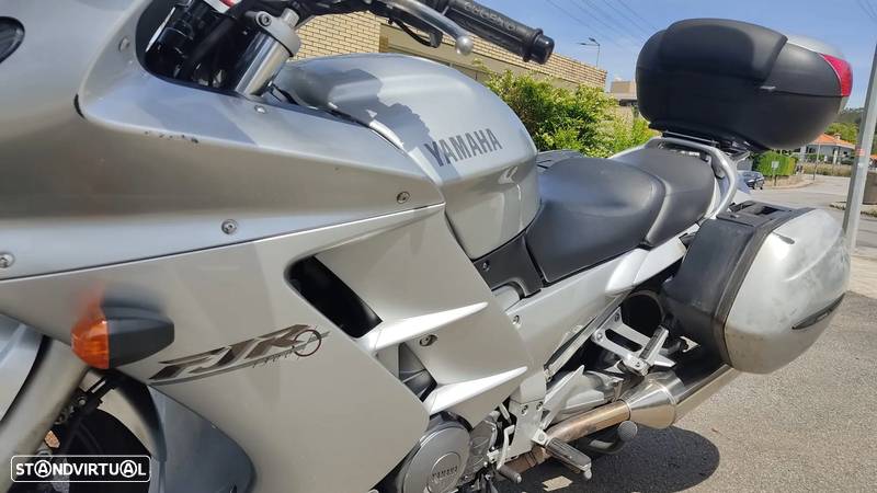 Yamaha FJR - 3