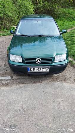 Volkswagen Bora 1.4 Basis - 4