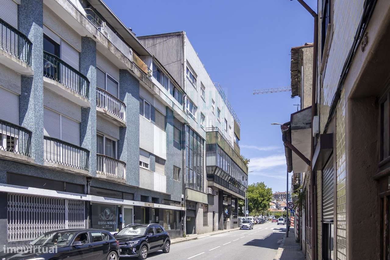 T4 com 182 m² e Terraço de 80 m² | Bonfim | Porto-43