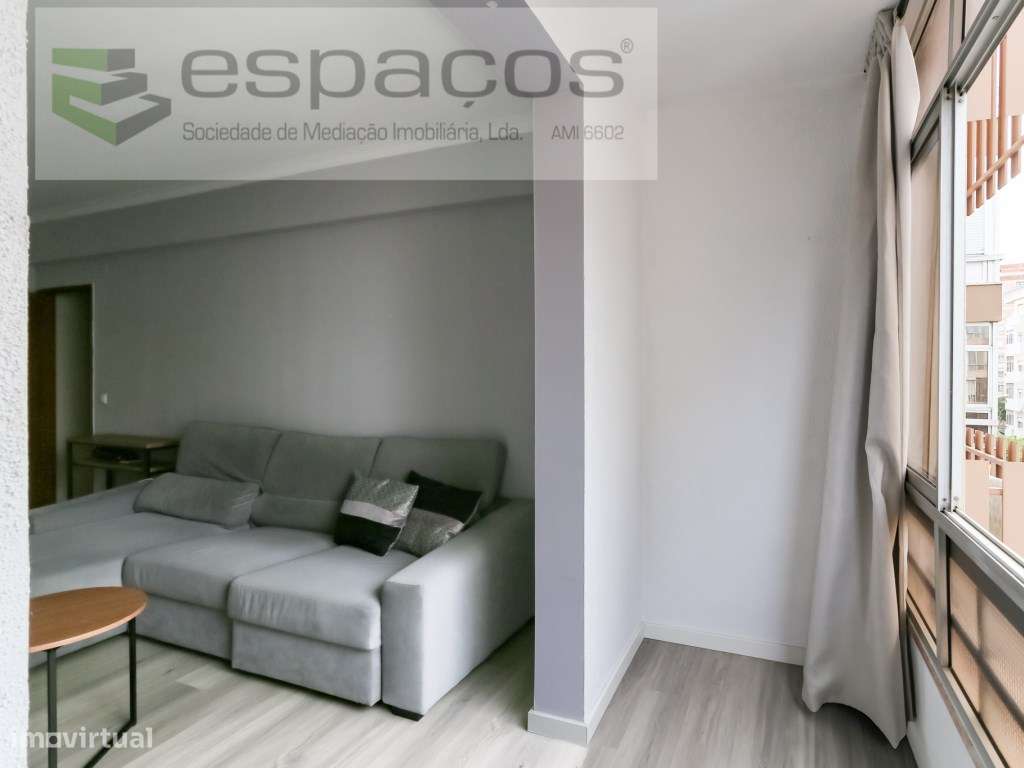 Apartamento T1 remodelado em Queluz - Grande imagem: 2/14