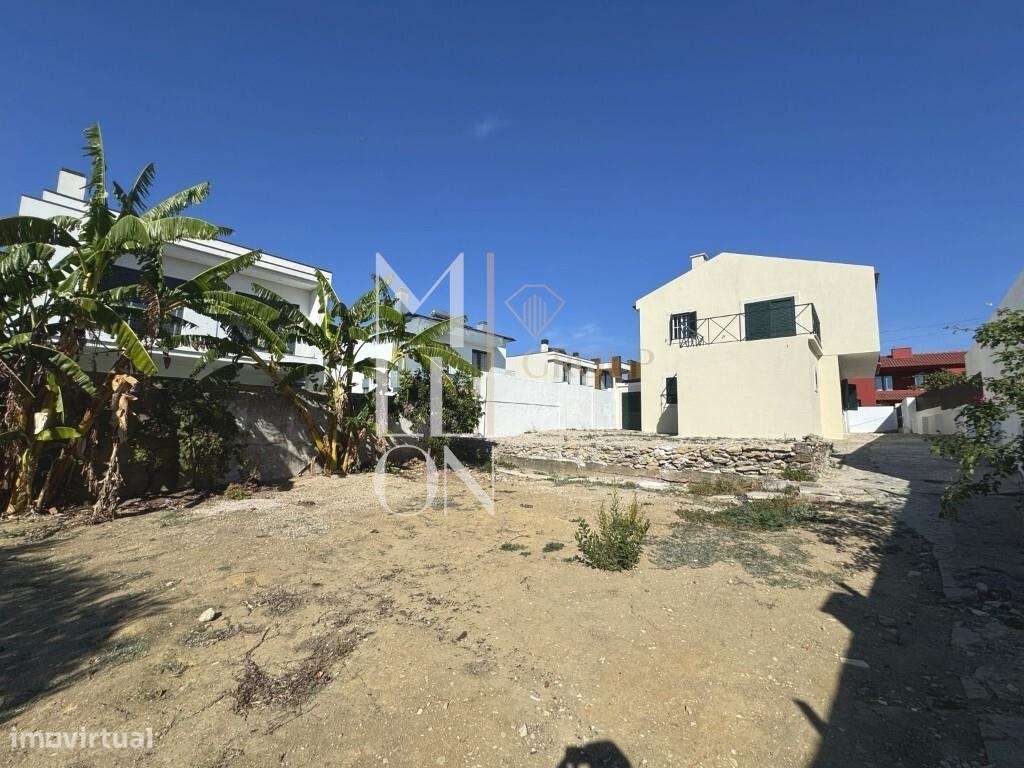 Moradia T4 em Bicesse, Cascais | Lote de 1.262 m2-0